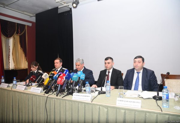 В Баку прошел брифинг о массовых захоронениях и пропавших без вести лицах (ФОТО)