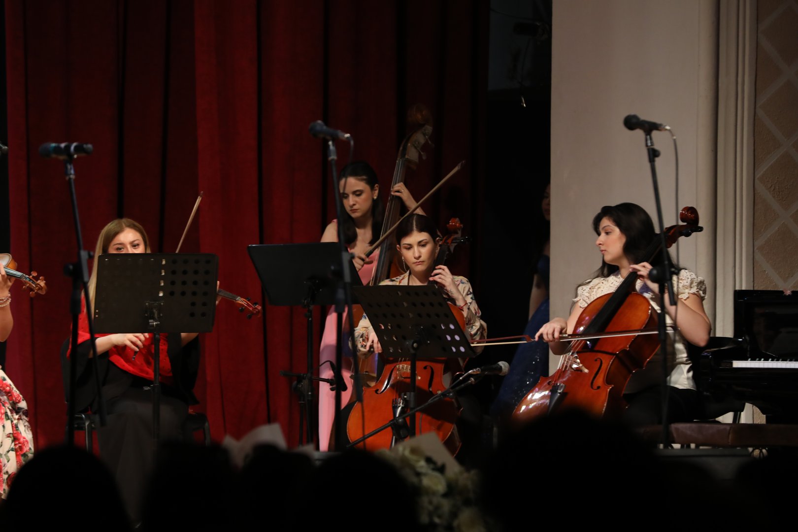 Концерт "Юные таланты" прошел в рамках Международного оперного фестиваля Фидан Гаджиевой (ФОТО)