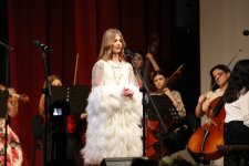 Fidan Hacıyeva Beynəlxalq Opera Festivalı çərçivəsində "Gənc istedadlar" konserti keçirilib (FOTO)
