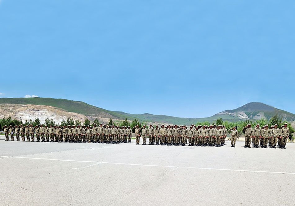 В Азербайджане начались учебные сборы с военнообязанными