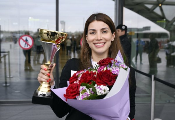 Первая азербайджанская шахматистка, завоевавшая золотую медаль чемпионата Европы, вернулась на Родину (ФОТО)
