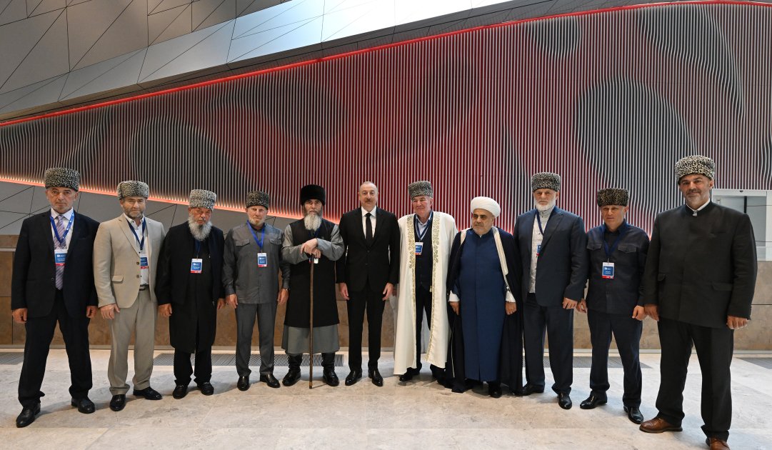 Президент Ильхам Алиев принял делегацию муфтиев Северо-Кавказского региона России (ФОТО/ВИДЕО)