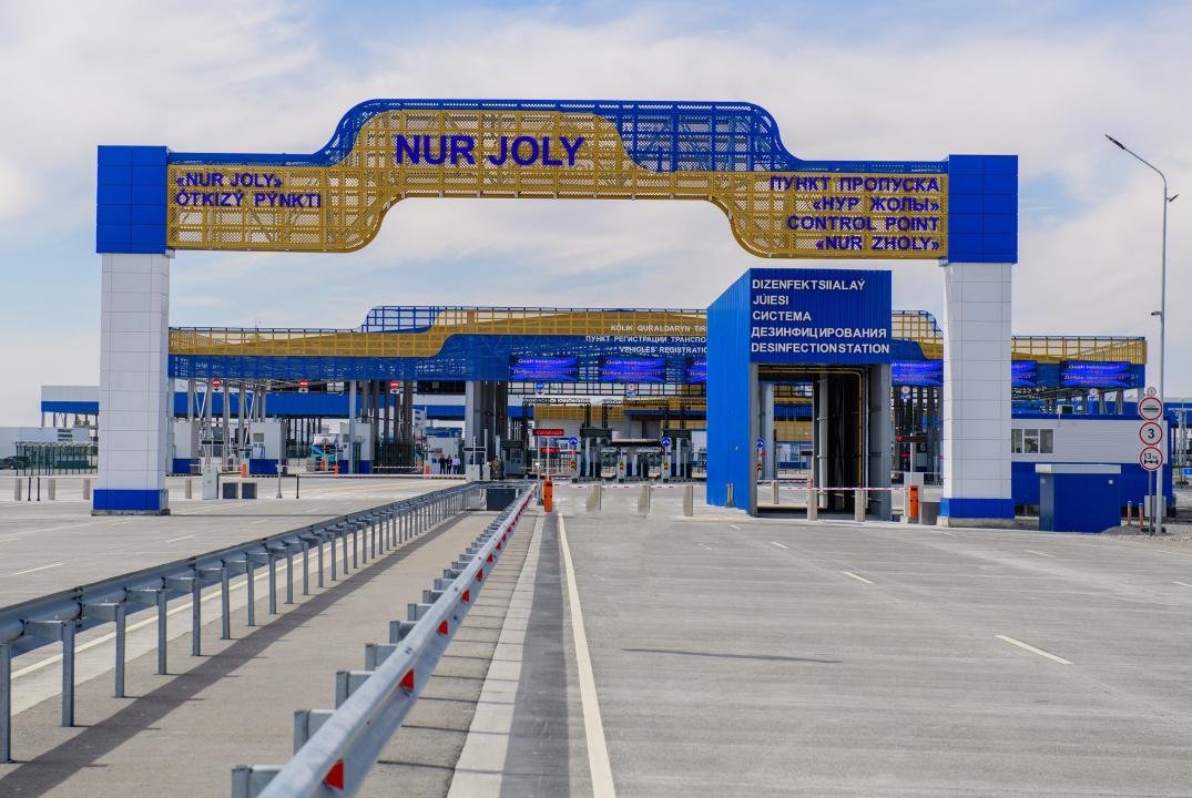 Kazakhstan, China temporarily close border checkpoints