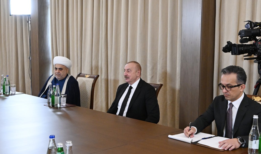 President Ilham Aliyev receives delegation of muftis of North Caucasus region of Russia (PHOTO)