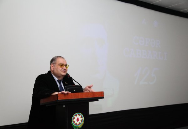 В Баку отметили 125-летие Джафара Джаббарлы (ФОТО)