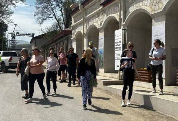 Norwegian travelers arrive in Azerbaijan's Shusha city (PHOTO)