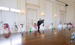 President Ilham Aliyev receives Saudi energy minister (PHOTO)