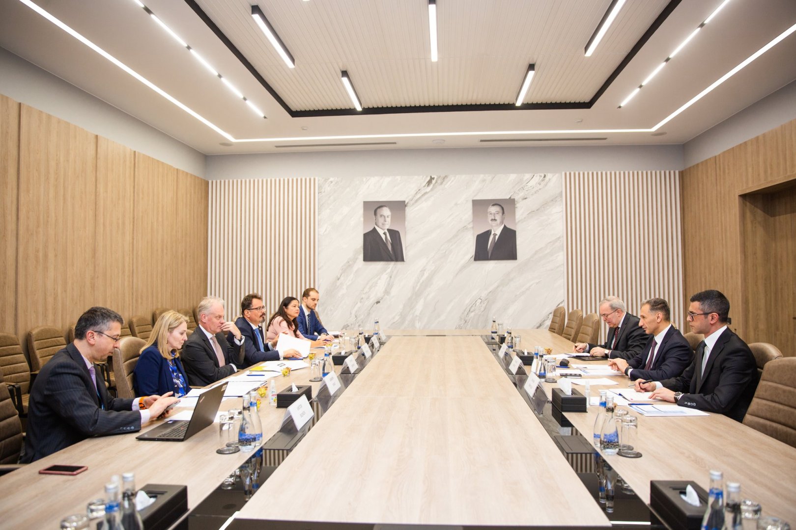 В Баку с делегацией Европейской Комиссии обсуждено развитие Среднего коридора