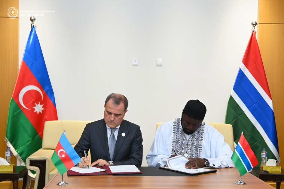 Азербайджан и Гамбия отменяют визовый режим для владельцев дипломатических паспортов (ФОТО)