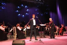 Fidan Hacıyevanın Beynəlxalq Opera Festivalı çərçivəsində Gəncə Dövlət Filarmoniyasında konsert olub (FOTO)