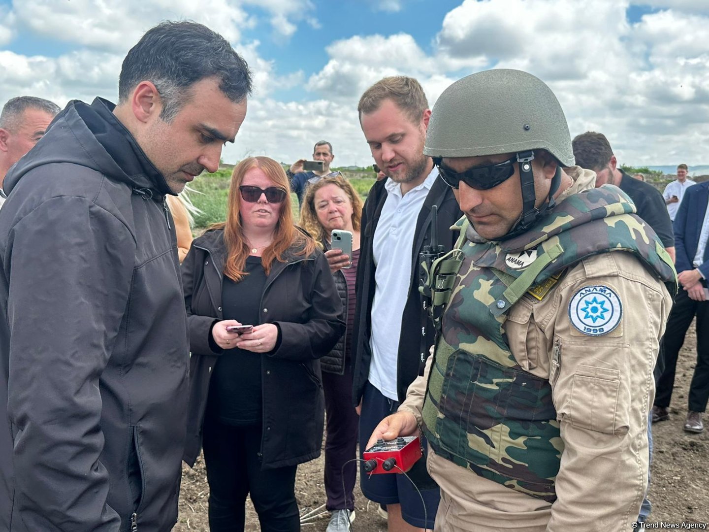 Foreign travelers observe mine clearance process in Azerbaijan's Jabrayil (PHOTO/VIDEO)