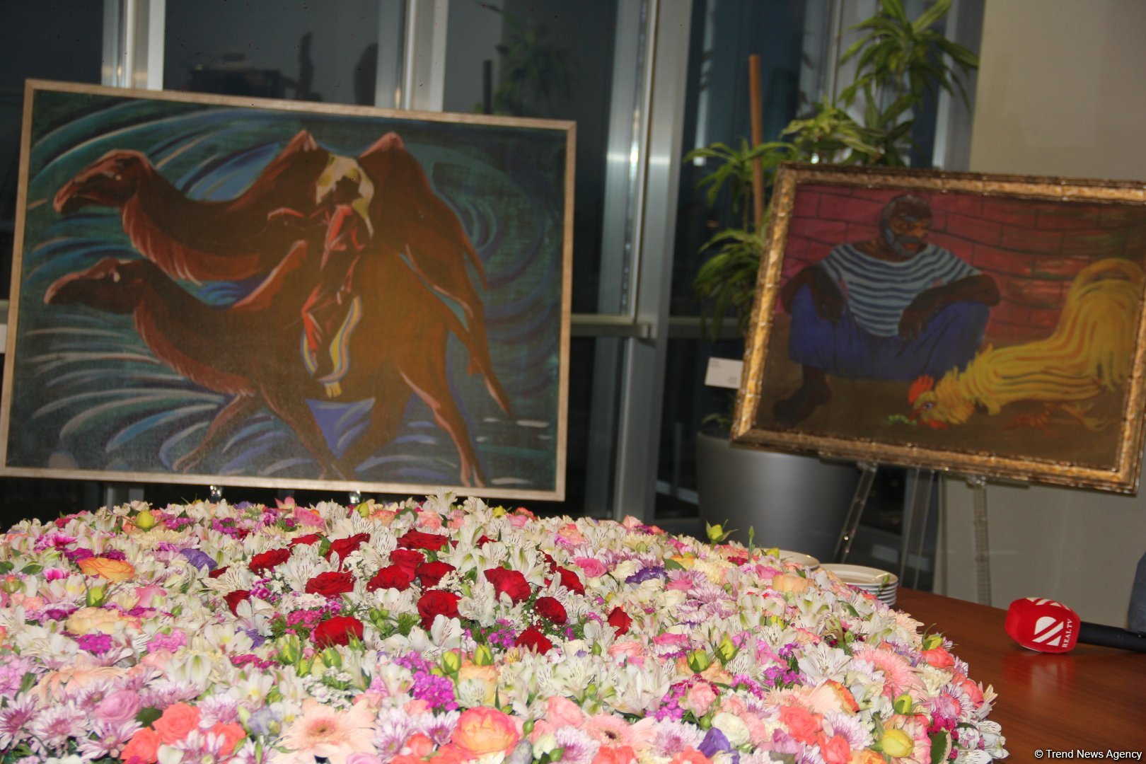 Xalq Bank провел презентацию художественного альбома, посвященного видному художнику Джахиду Джемалю (ФОТО)