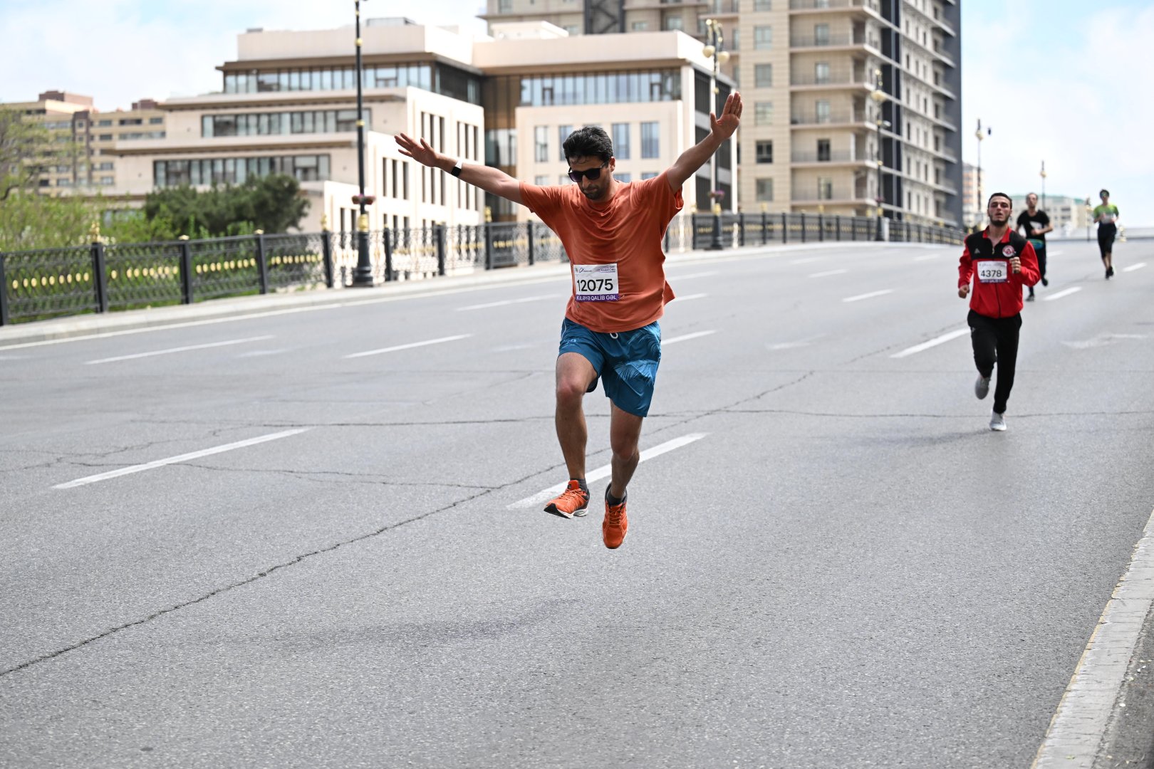 Heydər Əliyev Fondunun təşəbbüsü ilə keçirilən “Bakı marafonu 2024” başa çatdı (FOTO)