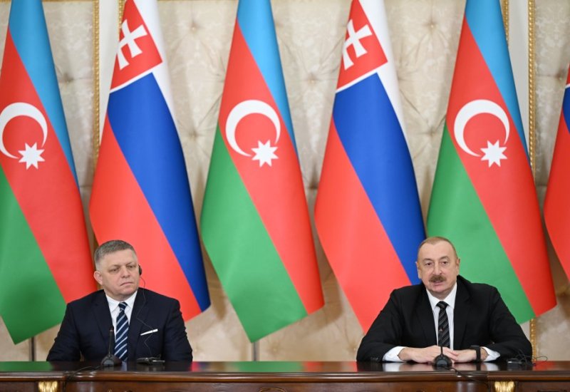 Президент Ильхам Алиев и премьер-министр Словакии Роберт Фицо выступили с заявлениями для прессы (ФОТО)