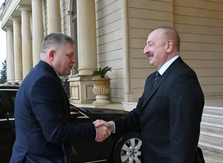 President Ilham Aliyev, Slovak PM hold one-on-one meeting (PHOTO/VIDEO)