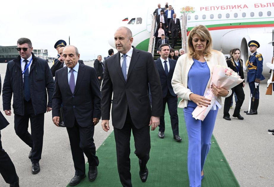President of Bulgaria arrives on official visit to Azerbaijan