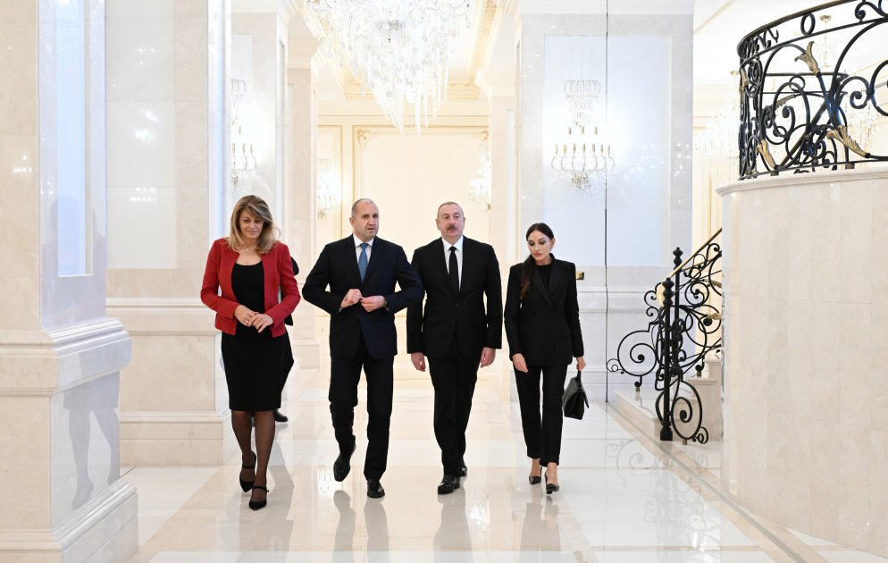Official dinner hosted on behalf of President Ilham Aliyev, First Lady Mehriban Aliyeva in honor of Bulgaria's President, First Lady (PHOTO/VIDEO)