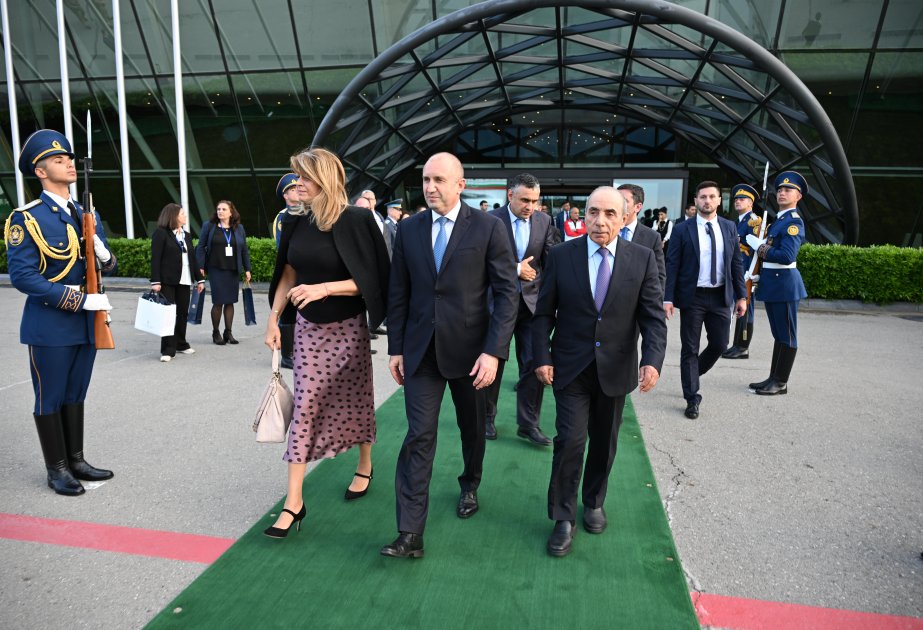 Bulgarian president concludes his official visit to Azerbaijan
