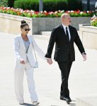 President Ilham Aliyev, First Lady Mehriban Aliyeva pay tribute to Azerbaijanis who died for Victory over fascism (PHOTO/VİDEO)