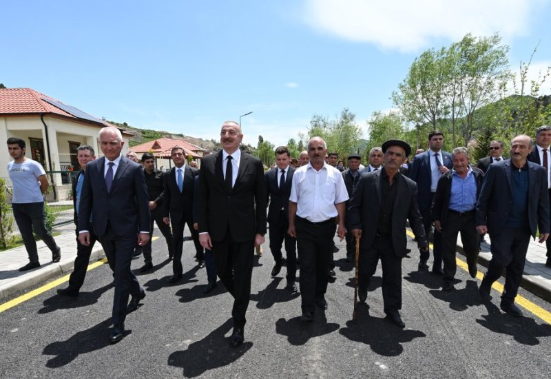 President Ilham Aliyev meets with Sus village natives, inaugurates small hydropower plants (PHOTO)