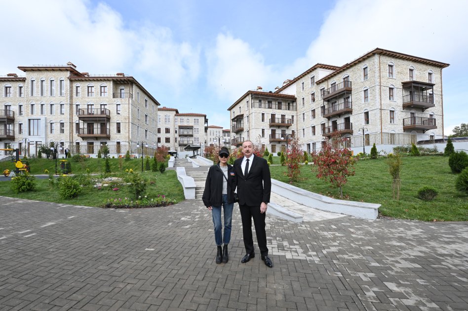 President Ilham Aliyev, First Lady Mehriban Aliyeva attend opening of first residential complex, meet with residents in Shusha (PHOTO/VIDEO)