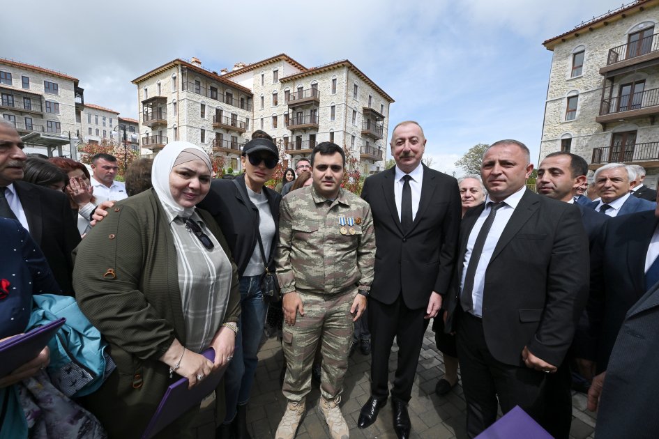 President Ilham Aliyev, First Lady Mehriban Aliyeva attend opening of first residential complex, meet with residents in Shusha (PHOTO/VIDEO)