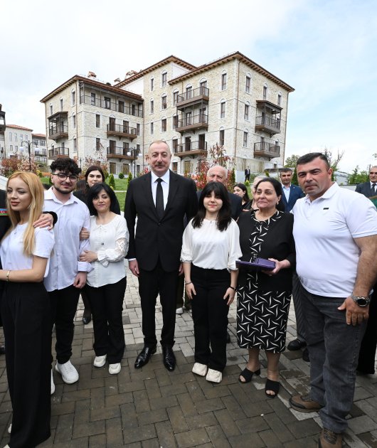 President Ilham Aliyev, First Lady Mehriban Aliyeva attend opening of first residential complex, meet with residents in Shusha (PHOTO/VIDEO)