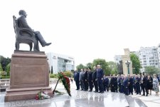 Xətai rayonunda Ulu Öndər Heydər Əliyevin 101-ci ildönümünə həsr olunan tədbir keçirilib (FOTO)