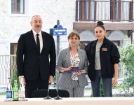 President Ilham Aliyev presents apartment keys to first residents in Shusha (PHOTO)