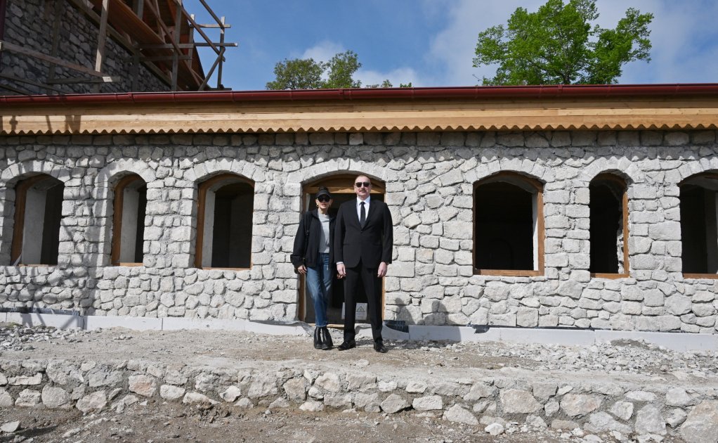 President Ilham Aliyev, First Lady Mehriban Aliyeva examine ongoing restoration work at Uzeyir Hajibeyli House Museum in Shusha (PHOTO/VIDEO)