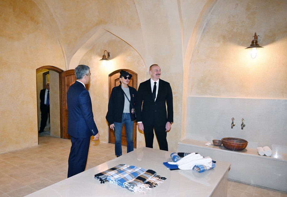 Президент Ильхам Алиев и Первая леди Мехрибан Алиева приняли участие в открытии после реставрации бани Ширин су в Шуше (ФОТО/ВИДЕО)
