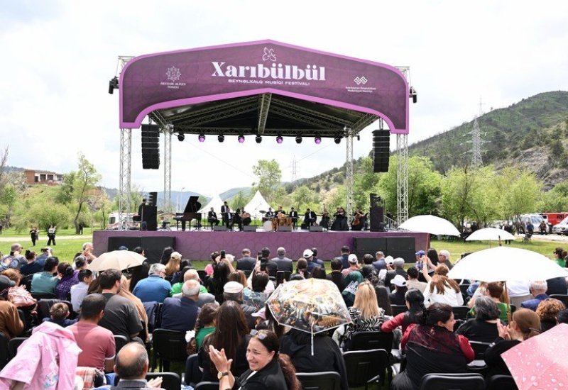 “Xarıbülbül” festivalı “Sələflər və xələflər”lə Laçında (FOTO)