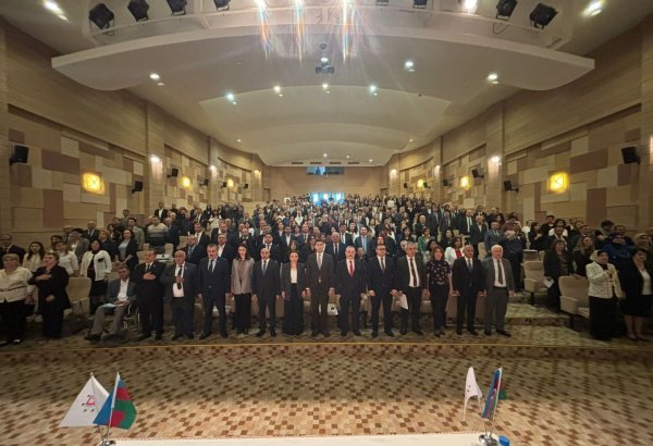 В Баку начался съезд Азербайджанского национального форума НПО (ФОТО)