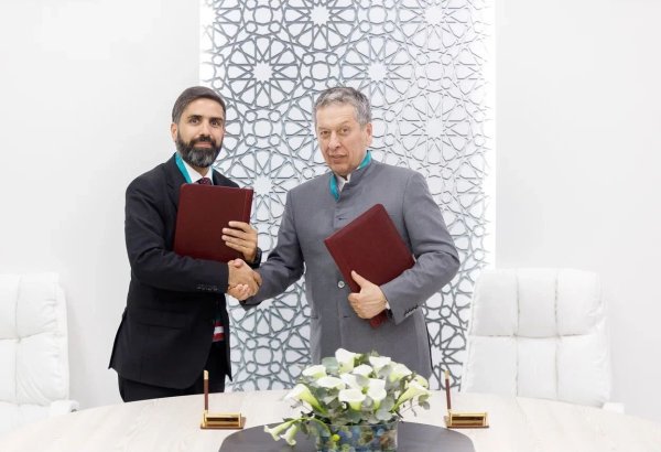 Azerbaijani SOCAR, Russian Tatneft sign new cooperation roadmap (PHOTO)