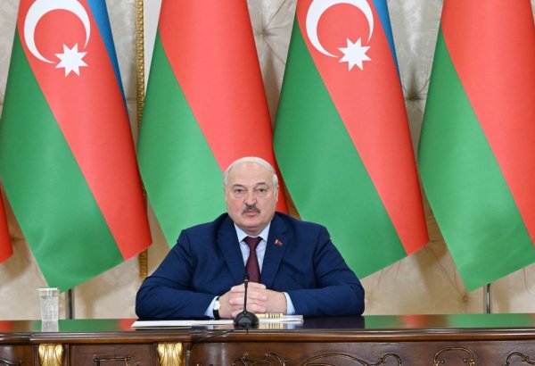 Между братскими народами Беларуси и Азербайджана есть глубокое уважение - Александр Лукашенко