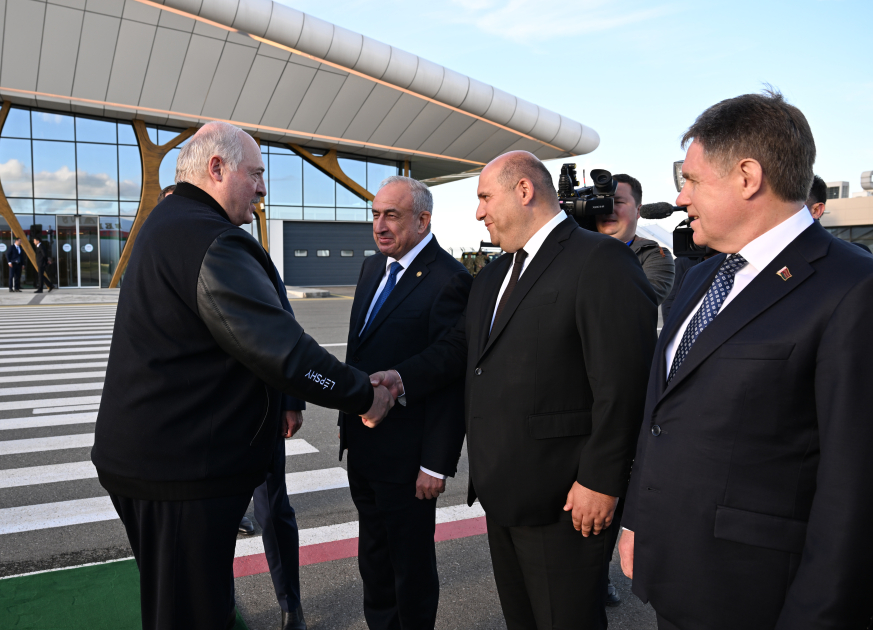 Belarus Prezidenti Aleksandr Lukaşenkonun Azərbaycana dövlət səfəri başa çatıb (FOTO)