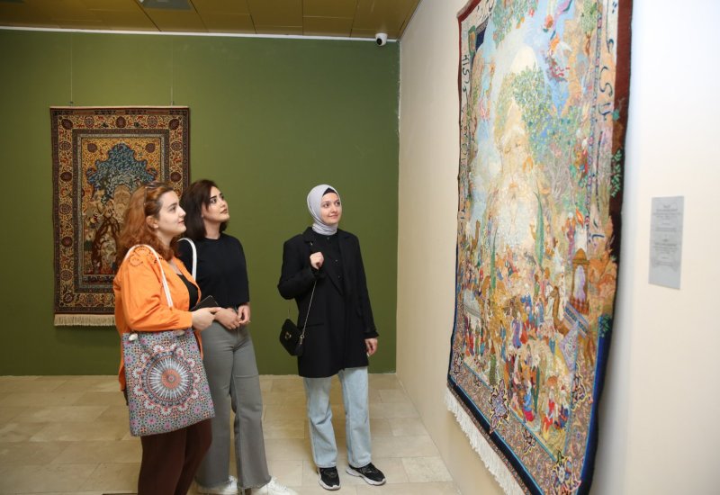 Неповторимая любовь в искусстве - День открытых дверей в Азербайджанском национальном музее ковра (ФОТО)