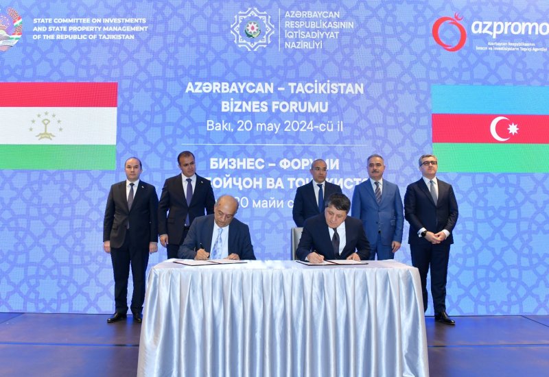 Tajikistan, Azerbaijan sign number of documents on cooperation (PHOTO)