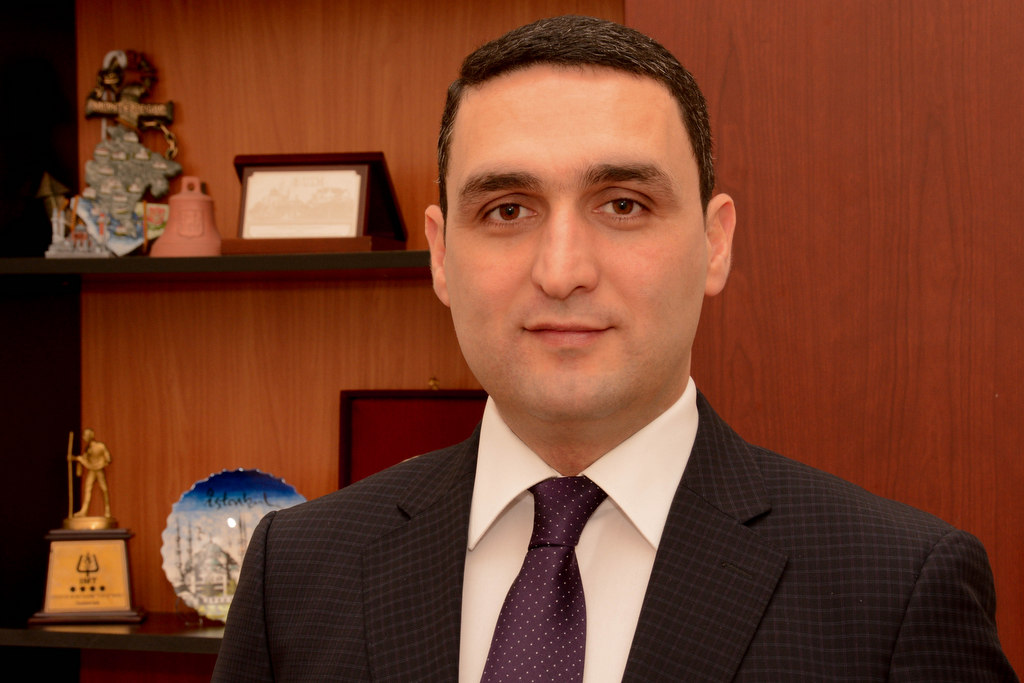 Кто он - новоназначенный ректор Карабахского университета? - Досье