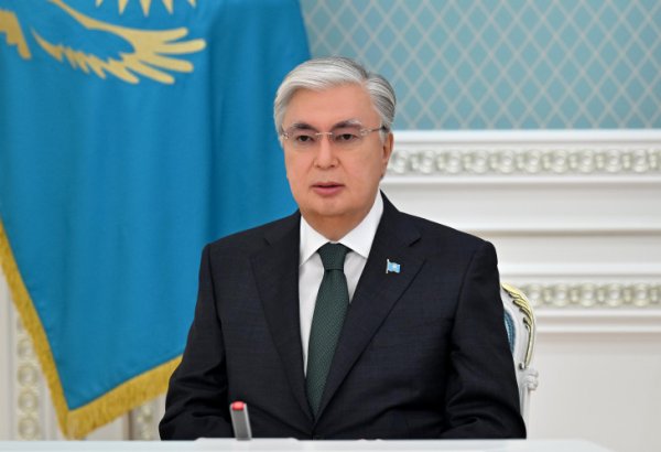 Касым-Жомарт Токаев ратифицировал договор о союзнических отношениях с Узбекистаном