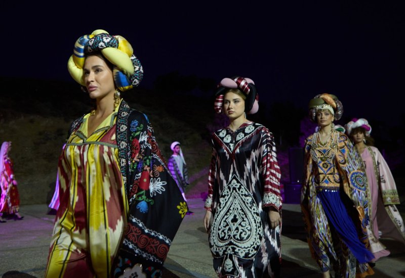 Azerbaijan Fashion Week 2024 – мировые тренды, от зороастризма до горы Янардаг (ФОТО)