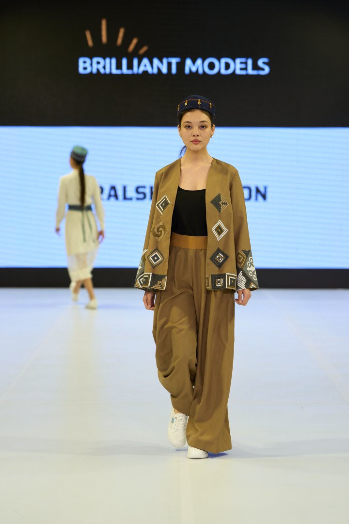 Azerbaijan Fashion Week 2024 – мировые тренды, от зороастризма до горы Янардаг (ФОТО)