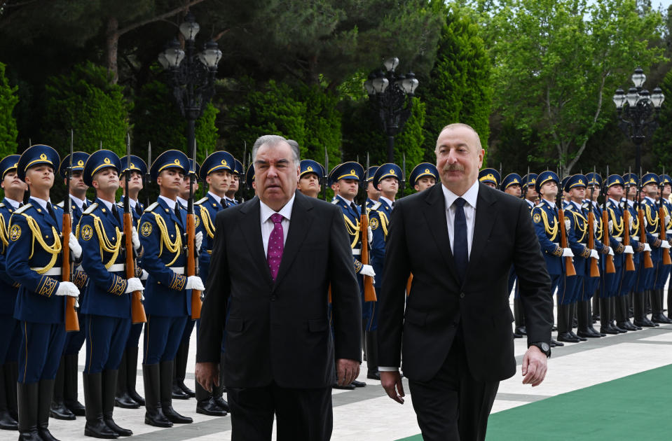 Tacikistan Prezidenti Emoməli Rəhmonun rəsmi qarşılanma mərasimi olub (FOTO)