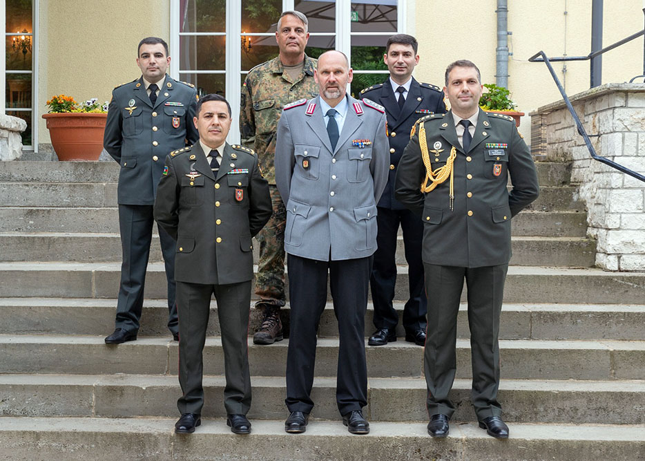 Azerbaijani and German military specialists hold expert meeting