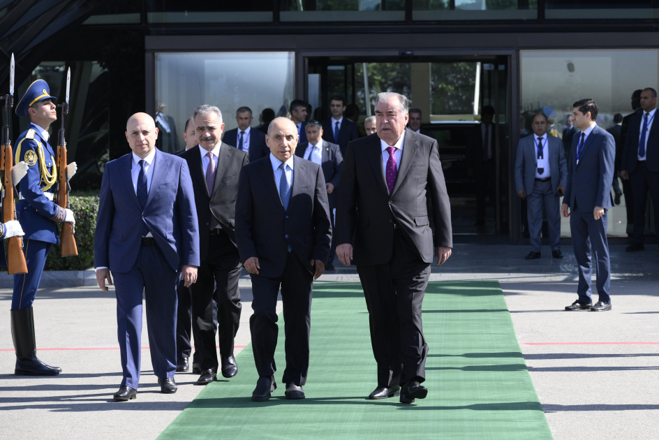 President of Tajikistan concludes his state visit to Azerbaijan (PHOTO)