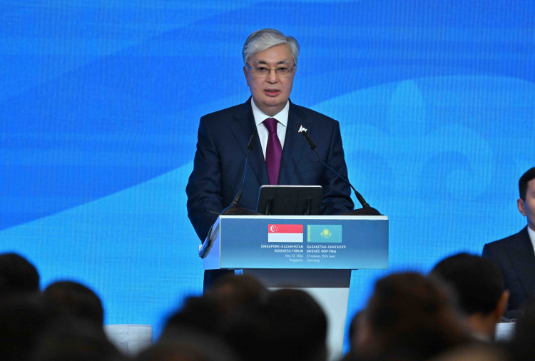 Kazakhstan ready to supply Singapore with critical raw materials - Tokayev