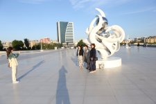 Heydar Aliyev Center presents exhibition of Italian sculptor (PHOTO/VIDEO)