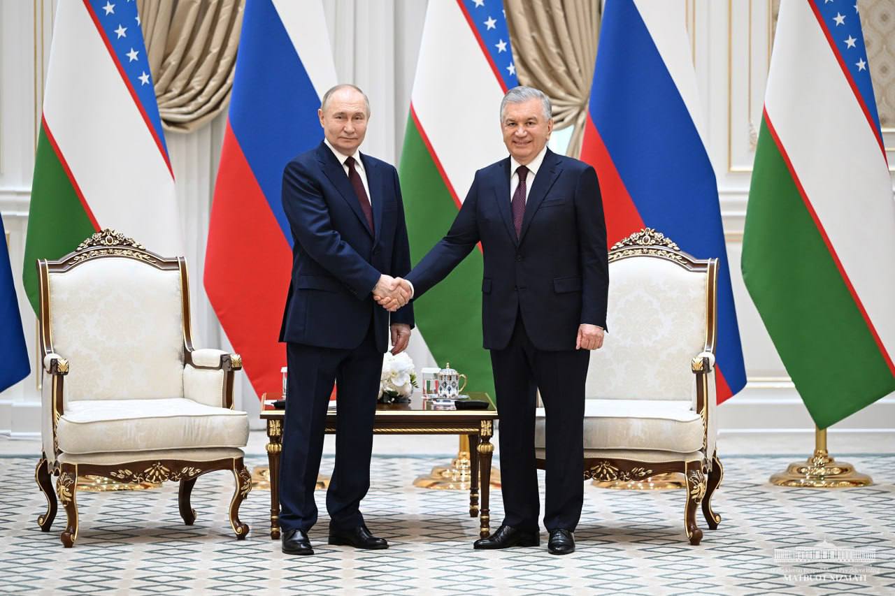 Uzbekistan, Russia discuss developing bilateral co-op in various areas