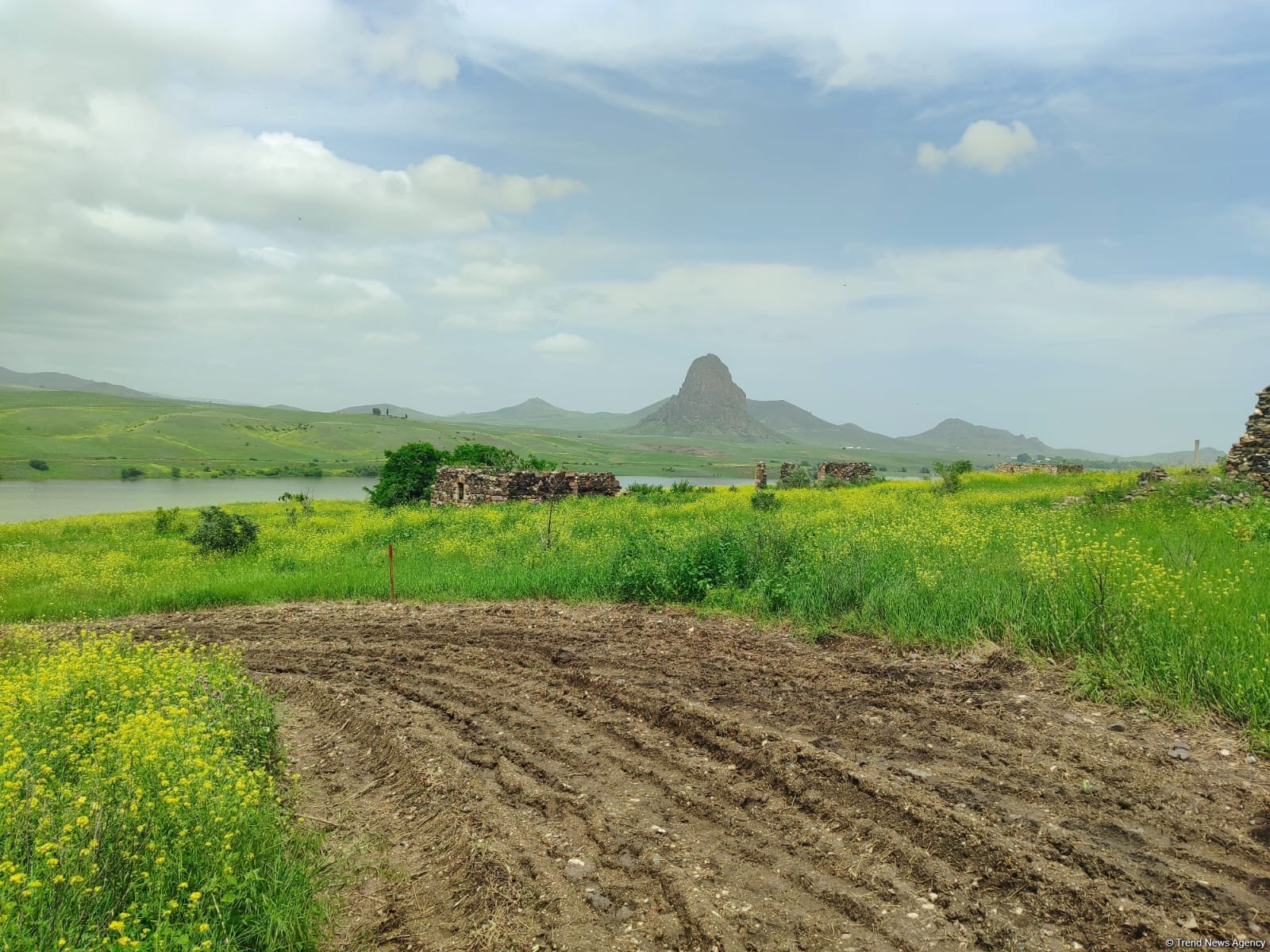 Azerbaijan airs footage from liberated village in Gazakh (VIDEO/PHOTO)