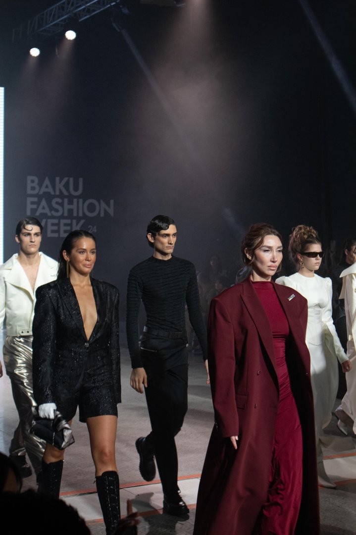 Baku Fashion Week – от кожаного стиля милитари до футуризма и женственности (ФОТО)